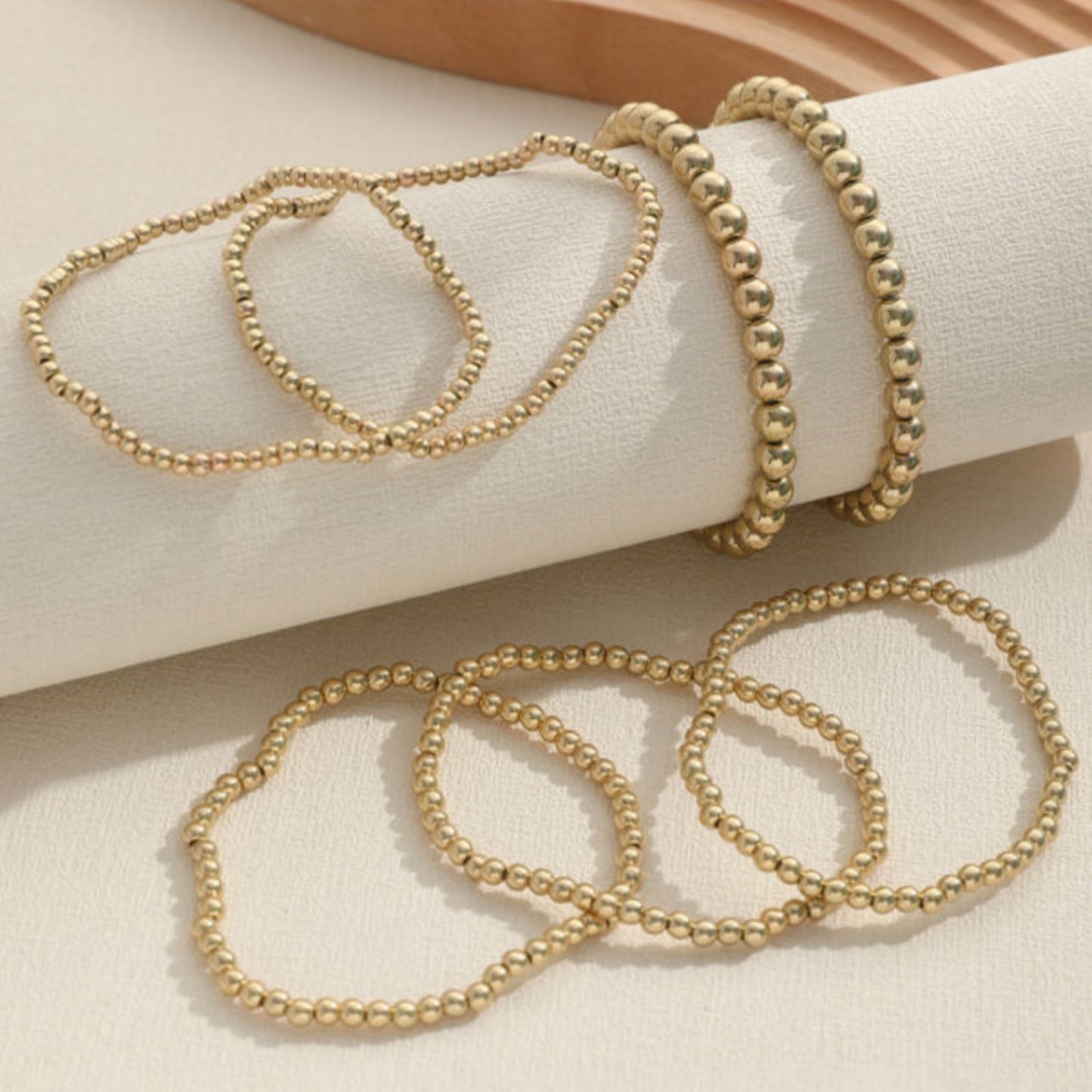 Golden Cutie 7-Piece Bracelet Set